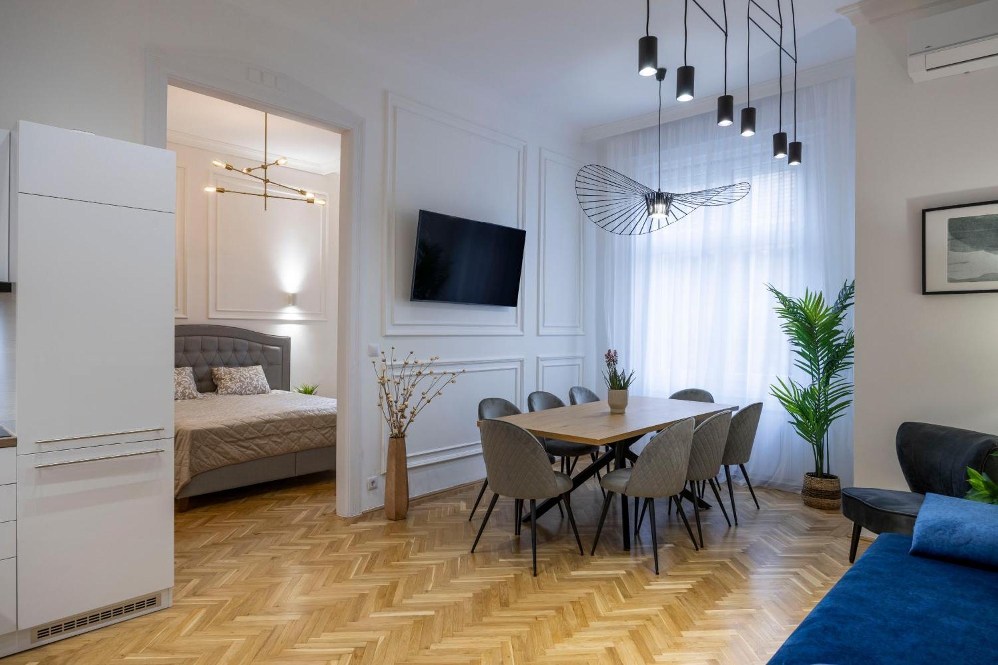 Luxurious Central 4Bedrm 3Bathrm Residence W/ Balcony Budapest Eksteriør bilde