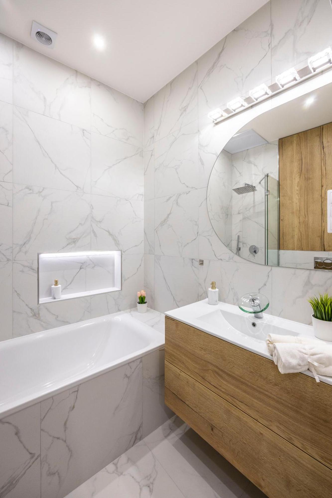 Luxurious Central 4Bedrm 3Bathrm Residence W/ Balcony Budapest Eksteriør bilde