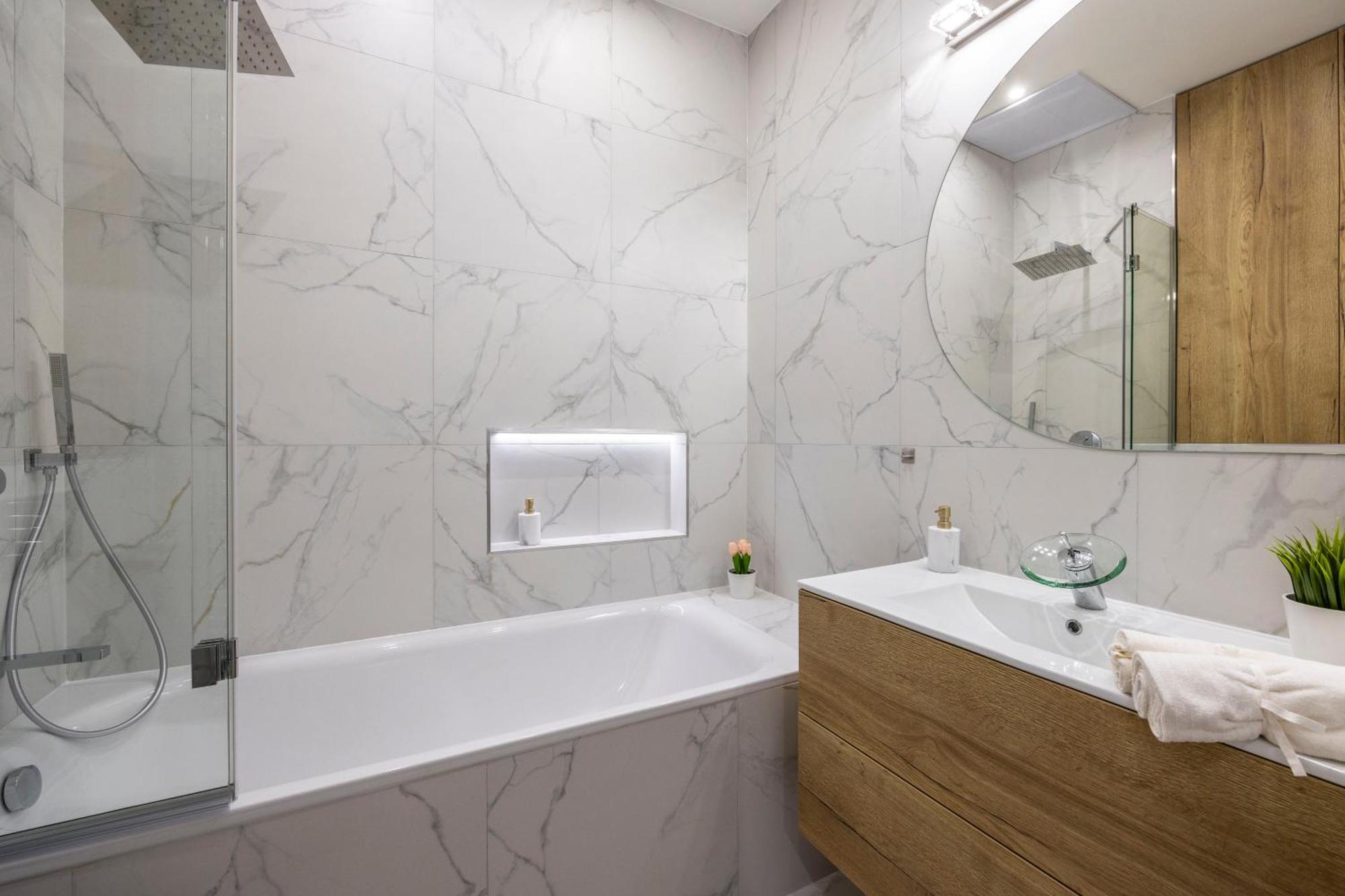 Luxurious Central 4Bedrm 3Bathrm Residence W/ Balcony Budapest Eksteriør bilde