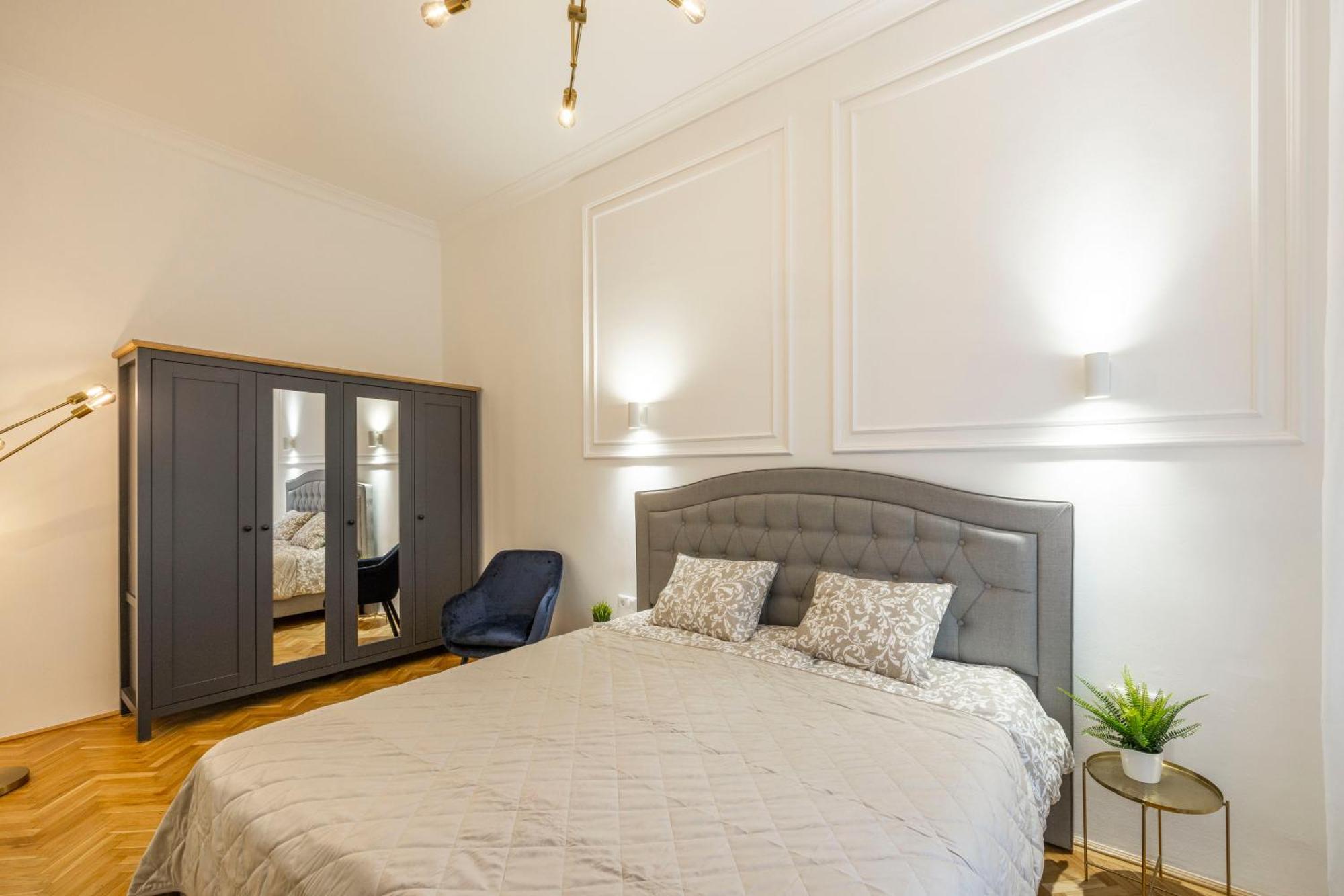 Luxurious Central 4Bedrm 3Bathrm Residence W/ Balcony Budapest Eksteriør bilde